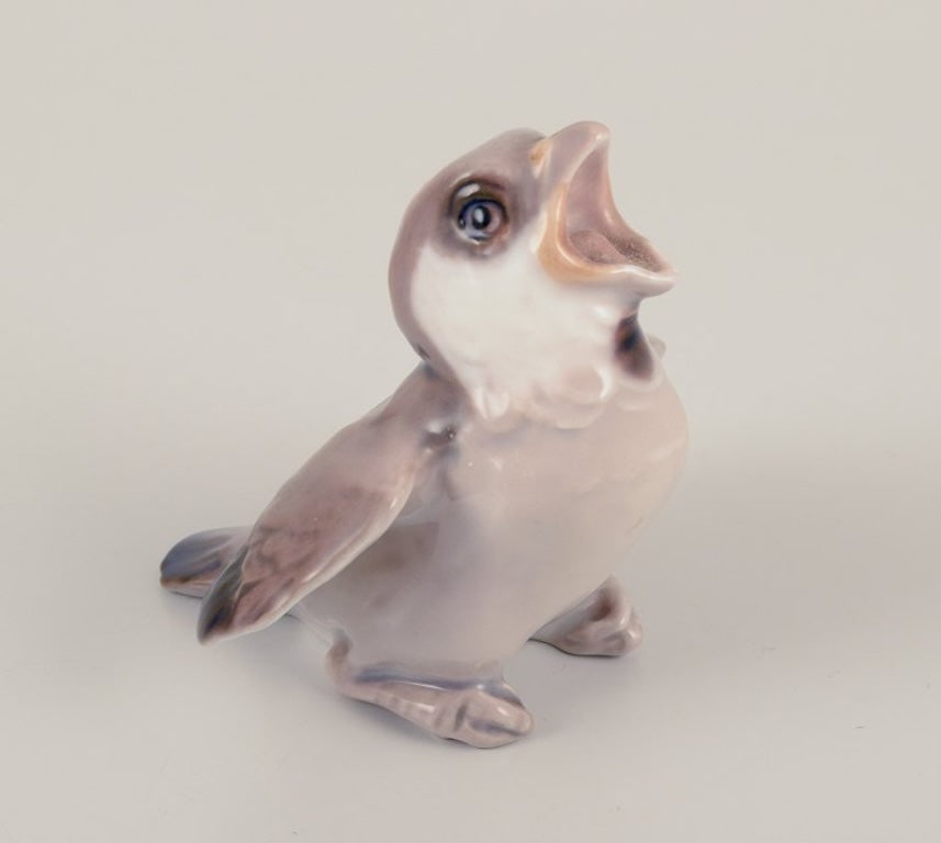 Bing & Grøndahl, Denmark. Two porcelain figurines consisting of a group of three sparrows and - 4