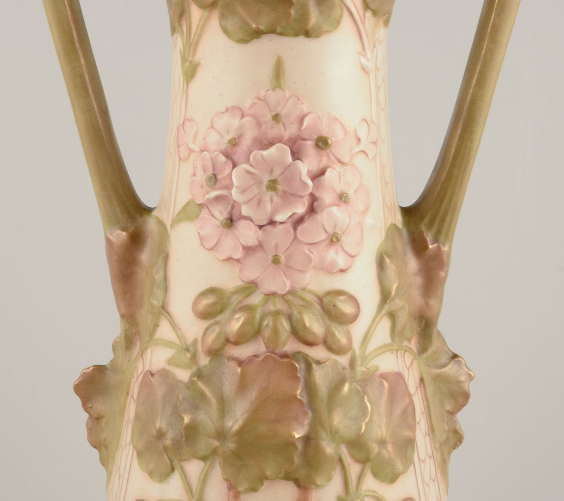 Royal Dux, Czech Republic. Colossal Art Nouveau vase in porcelain with floral relief. Approx. 1920s. - 5