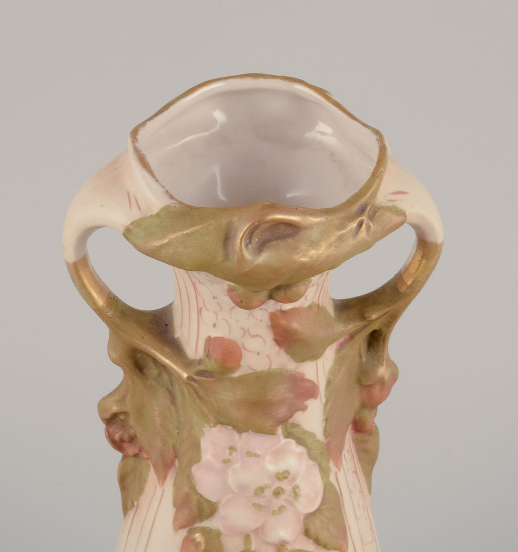 Royal Dux, Czech Republic. Pair of Art Nouveau vases in porcelain with floral relief. Approx. 1920s. - 6