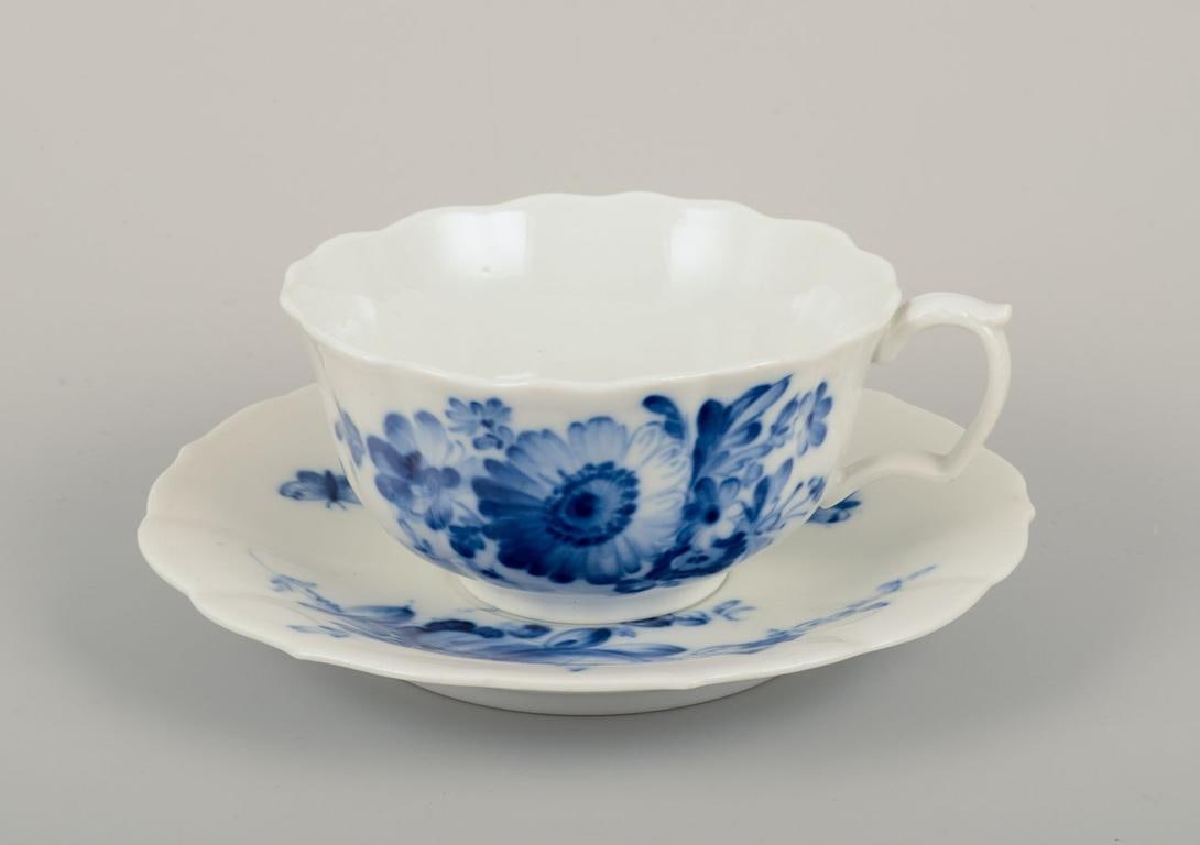 Meissen, Germany. Four pairs of teacups in blue-painted porcelain. 1920s/30s - 3