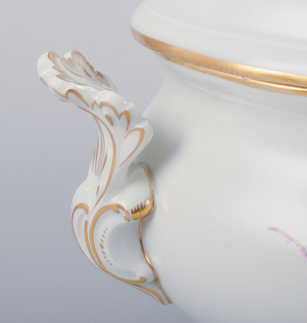 Meissen, Germany, large "Pink Rose" lidded soup tureen. Approx. 1920s/30s - 7
