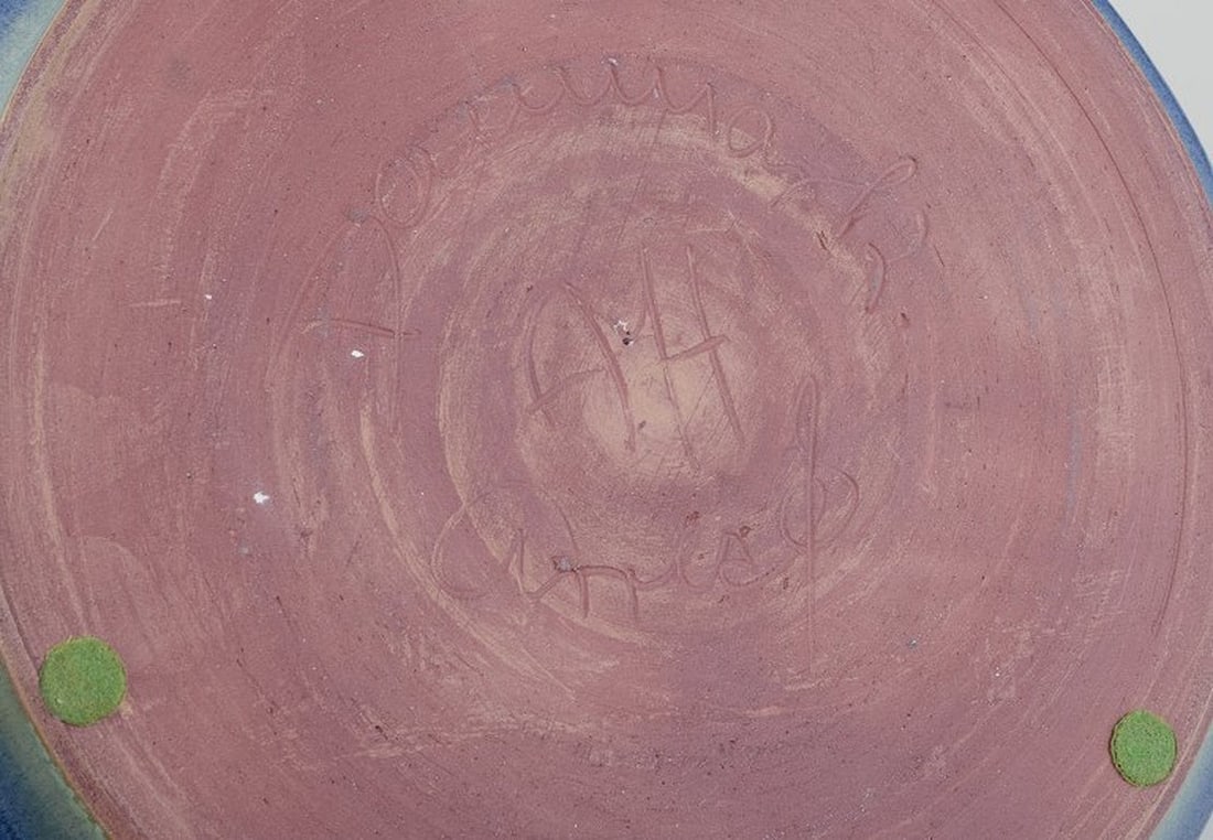 Danish ceramicist. Large ceramic bowl. Ca. 1970s. - 7