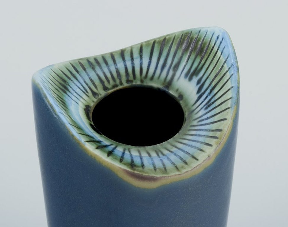 Lisa Larson for Gustavsberg, Sweden. Modernist ceramic vase. 1960/70s. - 4