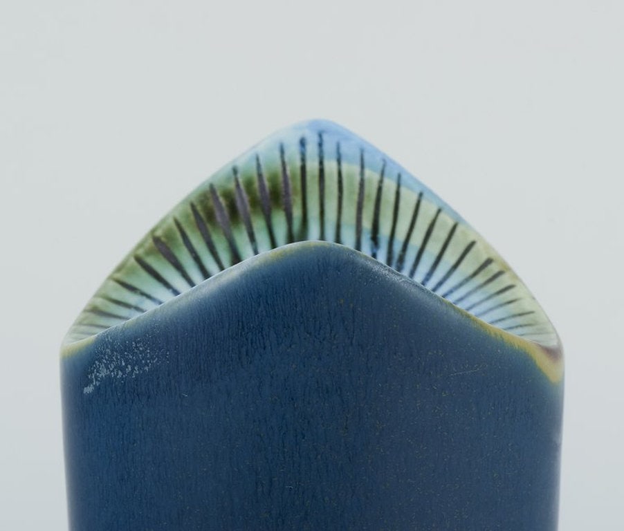 Lisa Larson for Gustavsberg, Sweden. Modernist ceramic vase. 1960/70s. - 5