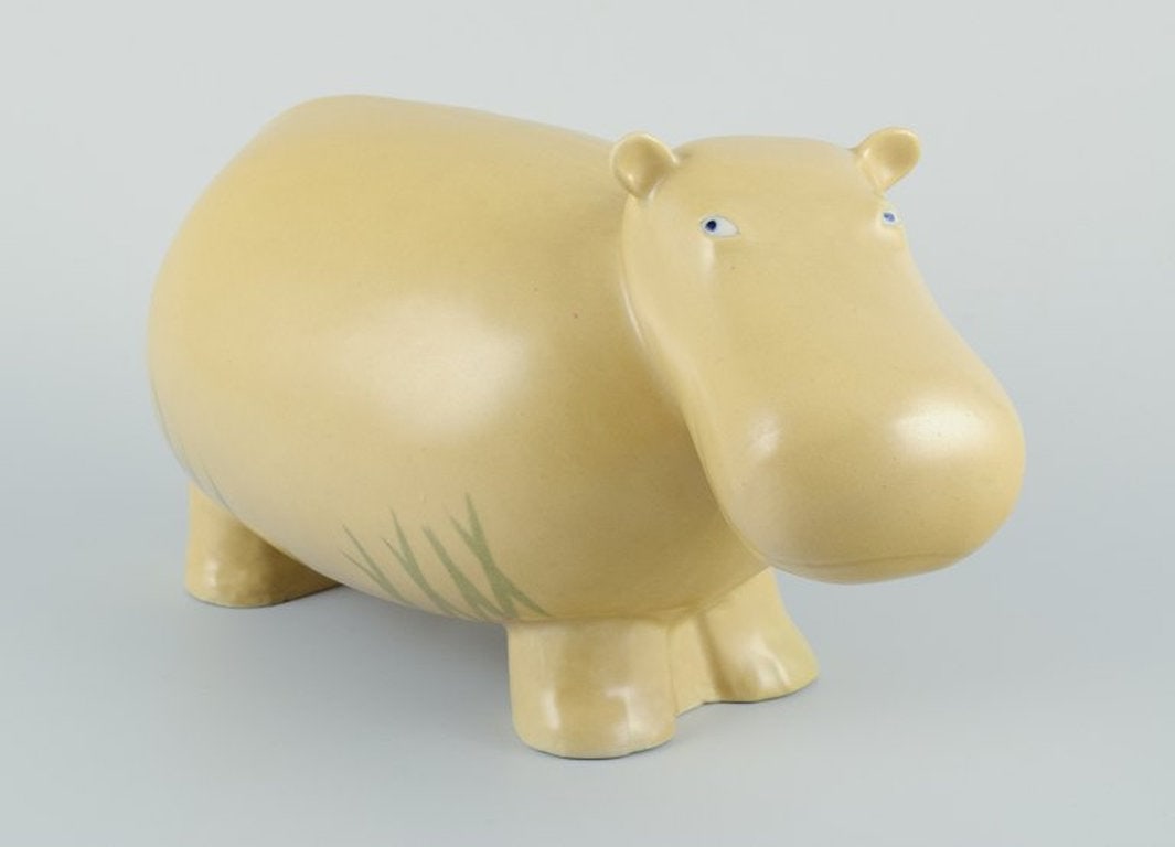 MARIANNE GUNNEMARK for Höganäs, Sweden. Very large and rare ceramic figurine of a hippo. - 4