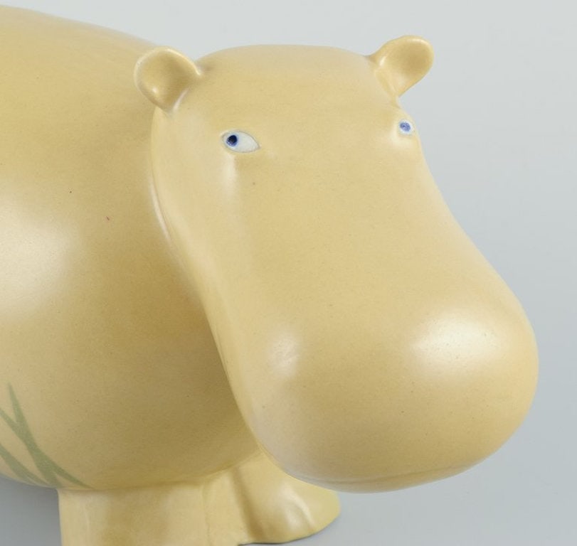 MARIANNE GUNNEMARK for Höganäs, Sweden. Very large and rare ceramic figurine of a hippo. - 5