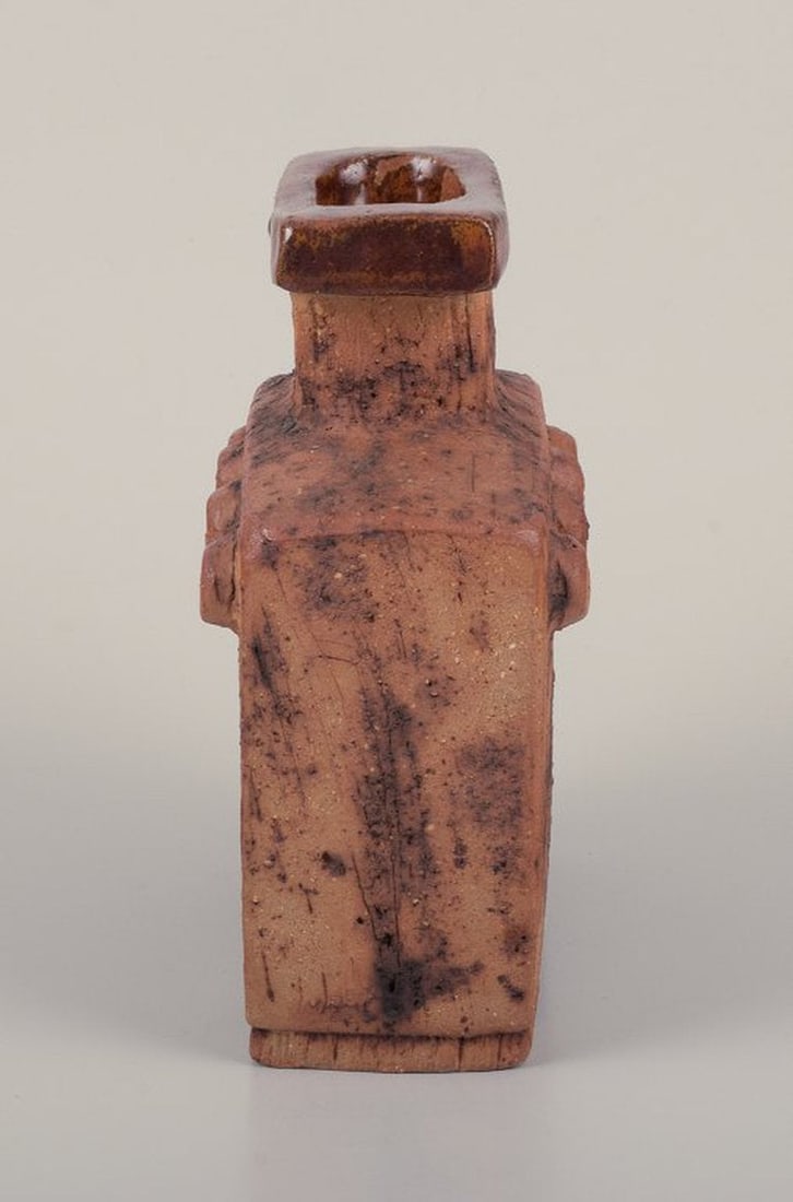 Curt Magnus Addin, Swedish ceramist. Own studio. Unique ceramic vase in a modernist style. Chamotte - 8