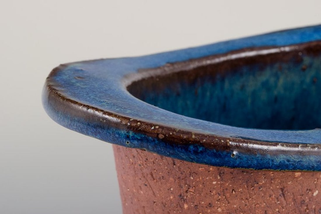 Curt Magnus Addin, Swedish ceramist. Own studio. Unique ceramic vase in a modernist style. Chamotte - 7