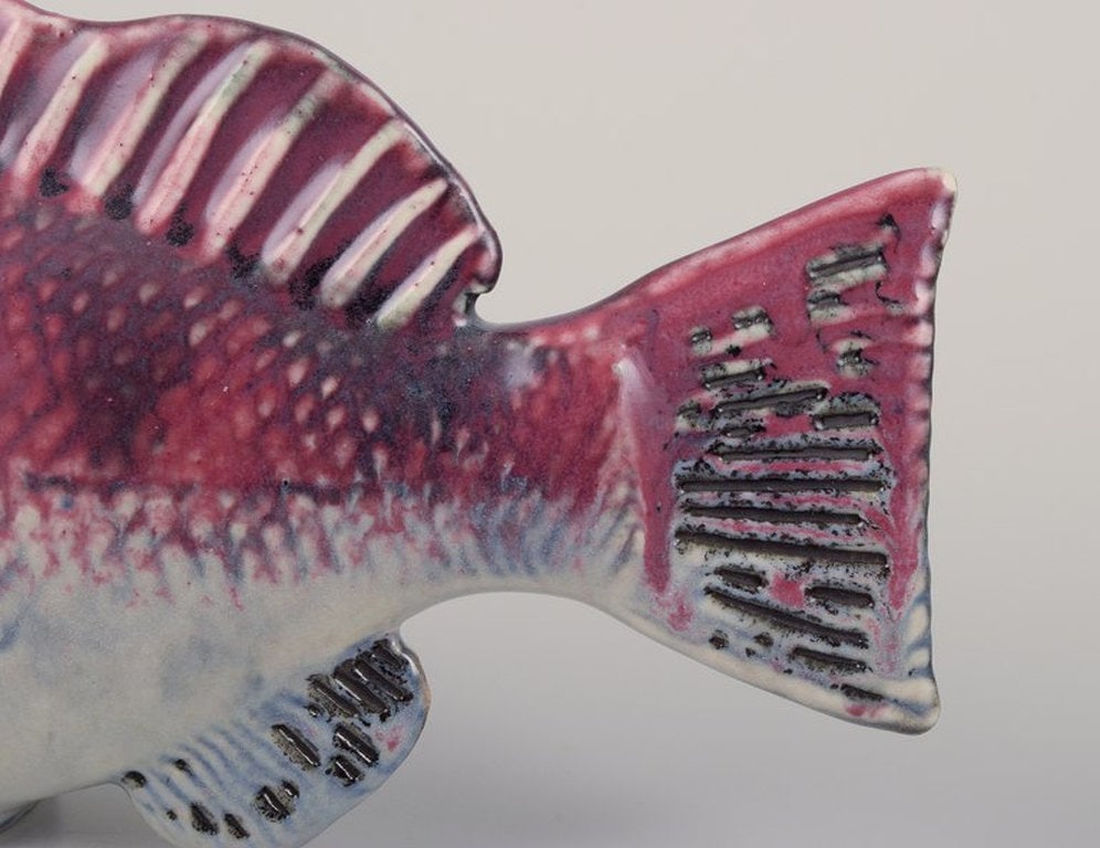 Sven Wejsfelt for Gustavsberg, Sweden. Unique 'Stim' fish in glazed ceramics. 1980s. - 7