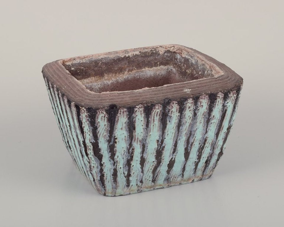 Hjördis Oldfors for Upsala Ekeby, Sweden. Rare flower pot cover. Modernist design with stripes. - 3