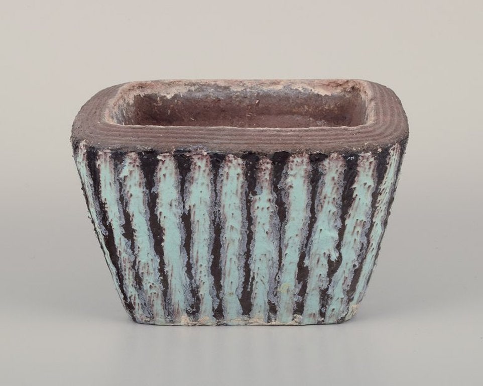 Hjördis Oldfors for Upsala Ekeby, Sweden. Rare flower pot cover. Modernist design with stripes. - 5