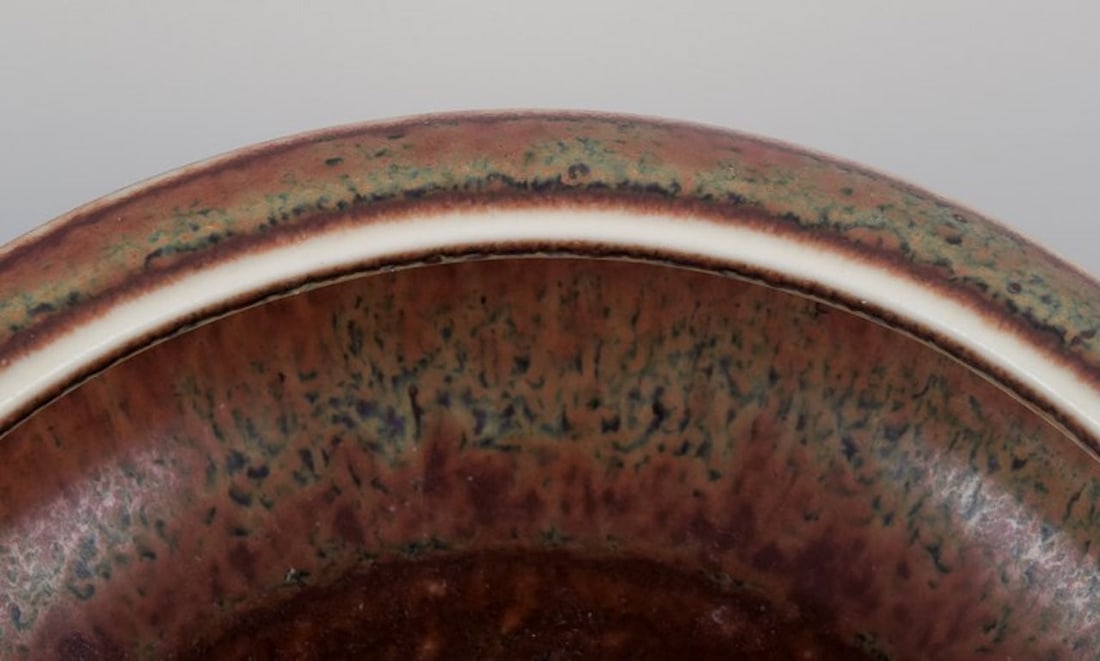 Carl Harry Stålhane for Rörstrand, Sweden. Low ceramic bowl with brown and green glaze. - 6