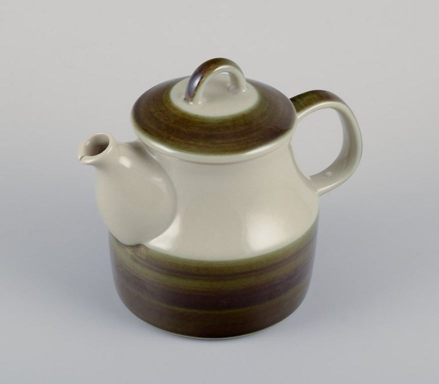 Marianne Westman for Rörstrand, Sweden. Four pieces of 'Maya' stoneware. A teapot, two deep - 4