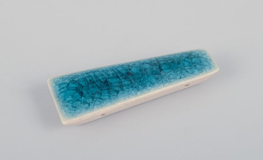 Ole Bjørn Krüger, Danish sculptor and ceramicist. Ten unique brooches in glazed stoneware - 6