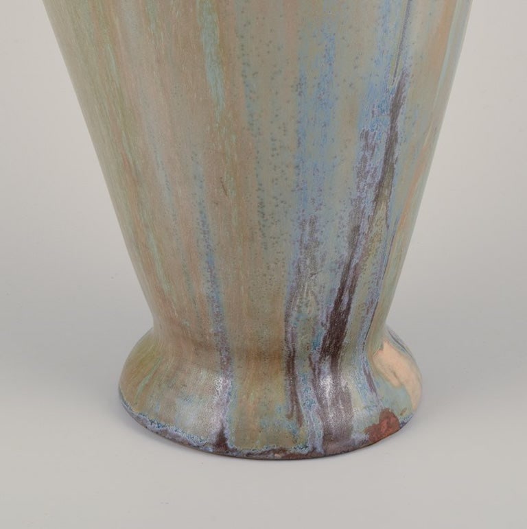 Gilbert Méténier, French ceramicist. Large impressive ceramic vase with double handles. - 7