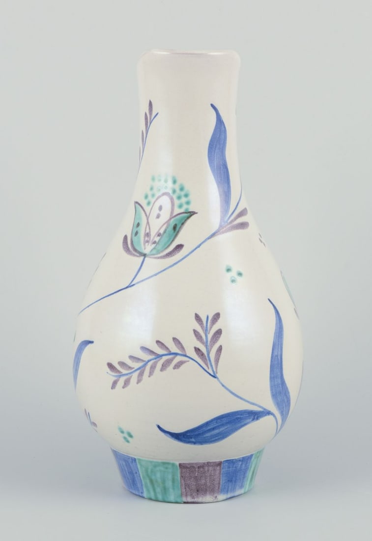 Nittsjö, Sweden. Unique ceramic vase. Hand-painted with floral motifs. Ca 1960. - 5
