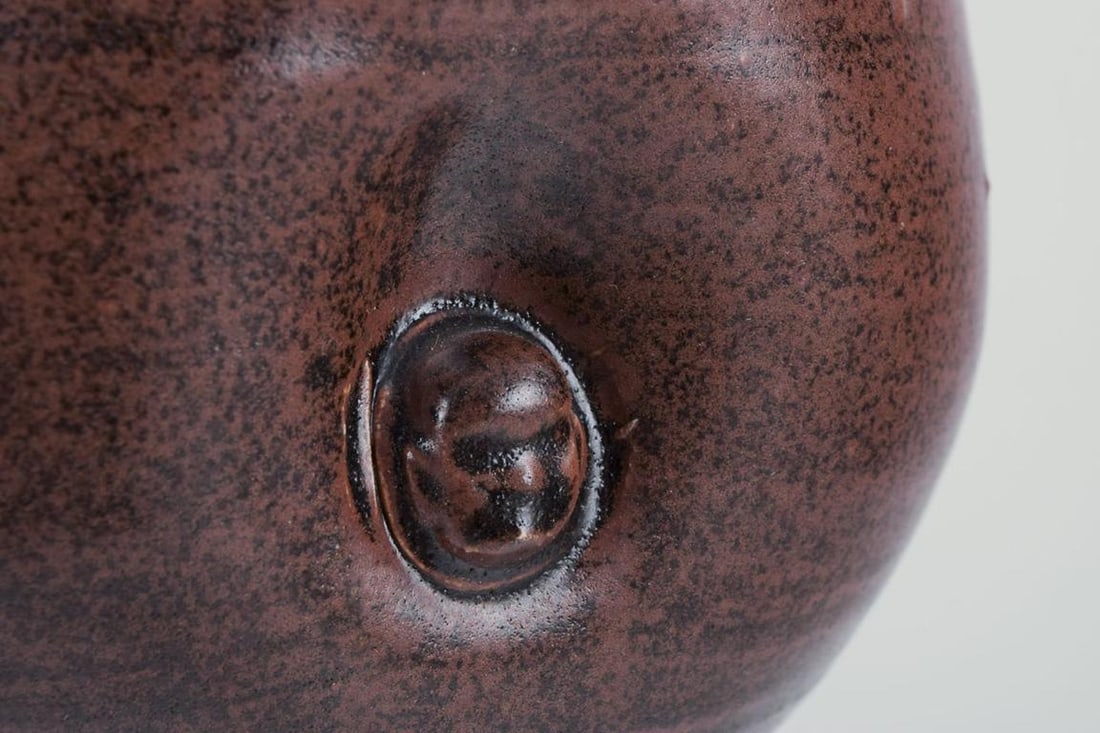 Rolf Fagerberg, Swedish ceramicist. Large ceramic vase with glaze in shades of brown. Late 20th C. - 4