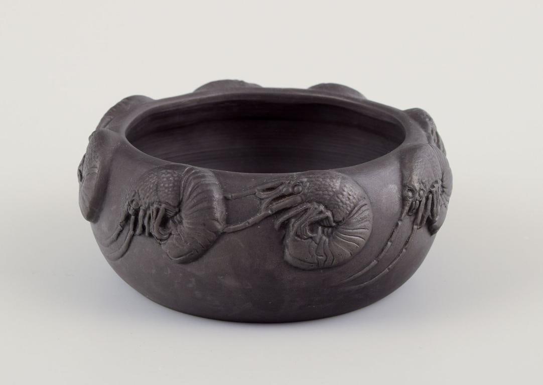 Hjorth, Bornholm. Two beautiful vases and a bowl in black terracotta. Early 1900s. - 7