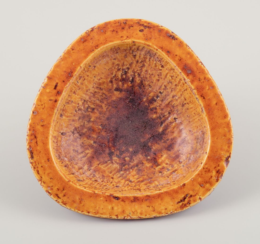 Gunnar Nylund for Rörstrand. Ceramic bowl with glaze in ochre yellow shades - 3