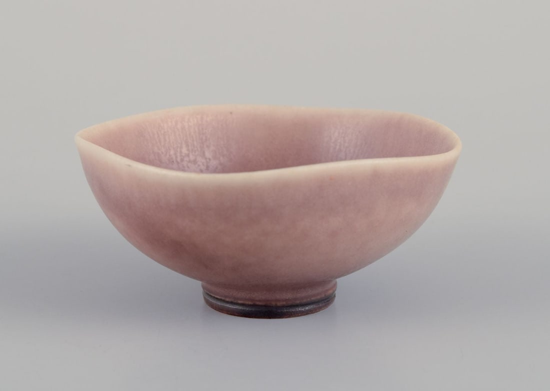 Berndt Friberg for Gustavsberg Studio. Miniature bowl in glazed ceramic. Mid-20th C. - 3