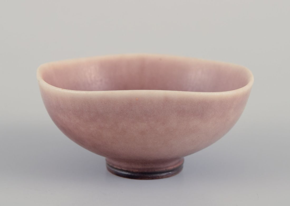 Berndt Friberg for Gustavsberg Studio. Miniature bowl in glazed ceramic. Mid-20th C. - 4