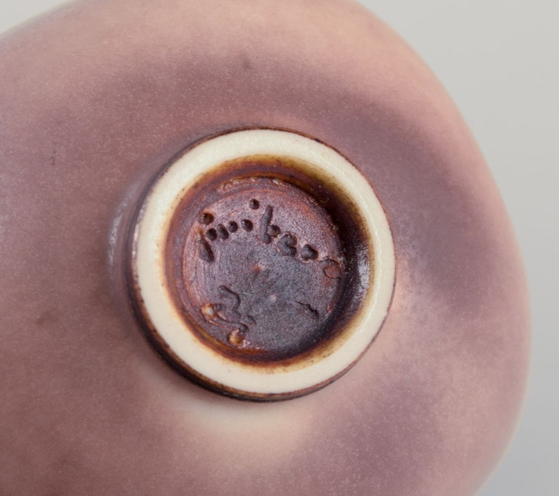 Berndt Friberg for Gustavsberg Studio. Miniature bowl in glazed ceramic. Mid-20th C. - 7
