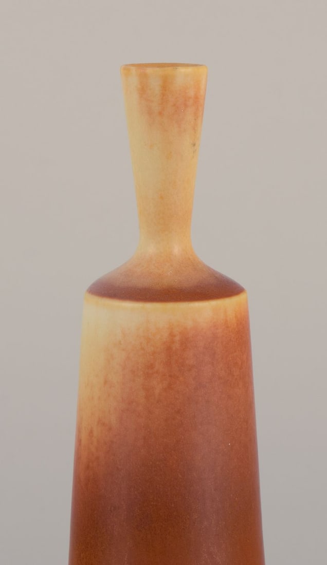 Berndt Friberg for Gustavsberg Studio. Miniature vase with narrow neck in glazed ceramic. - 4