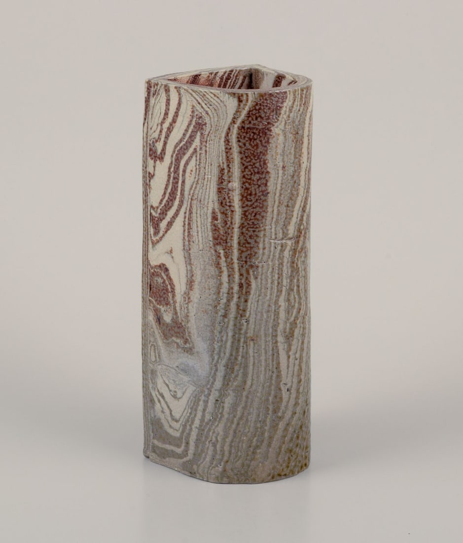 European Studio Ceramicist. A pair of unique ceramic vases. Glazed in blue-green and sand-colored - 5