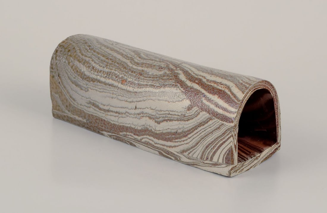 European Studio Ceramicist. A pair of unique ceramic vases. Glazed in blue-green and sand-colored - 6