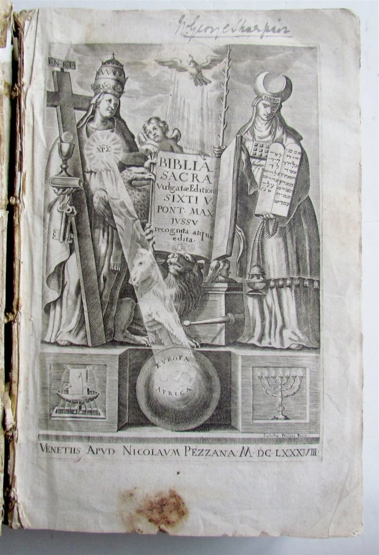 1688 BIBLE ILLUSTRATED BIBLIA SACRA antique VELLUM BOUND: Bible [Latin]. Biblia sacra Vulgatae editionis Sixti V. Pontificis Max. Jussu recognita, et Clementis VIII. auctoritate edita, versiculis distincta, et ad singula capita argumentis aucta, indiceque ep