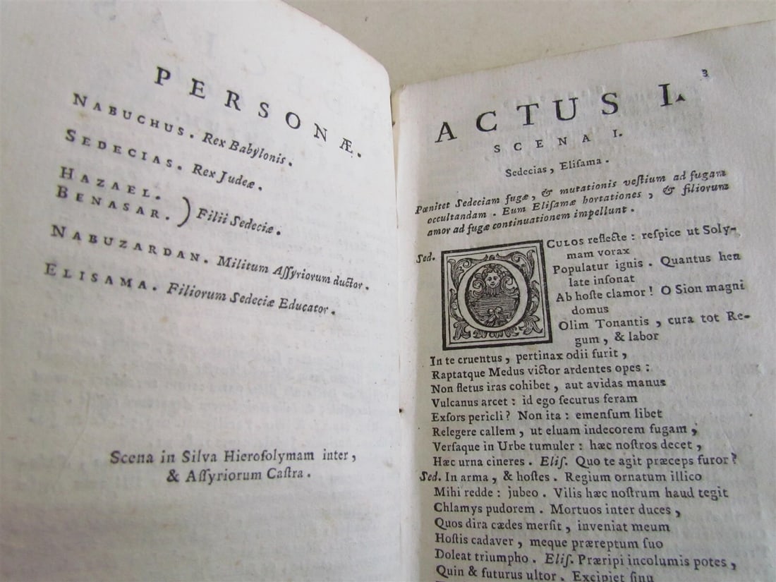1705 Inter Arcades TYRRHI CREOPOLITAE TRAGOEDIAE J. Carpani VELLUM antique - 4