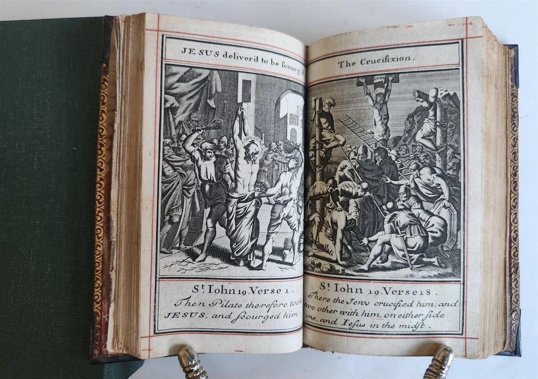 1715 BOOK of PSALMS antique in ENGLISH original binding w/ silver corners 18th C - 9