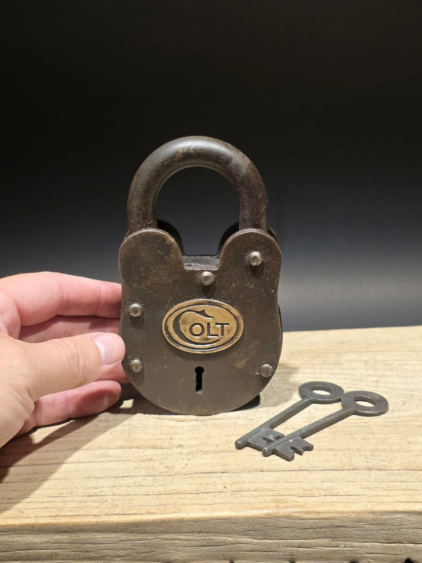 5" Cast Iron Colt Firearms Ammo Box Padlock Lock - 6