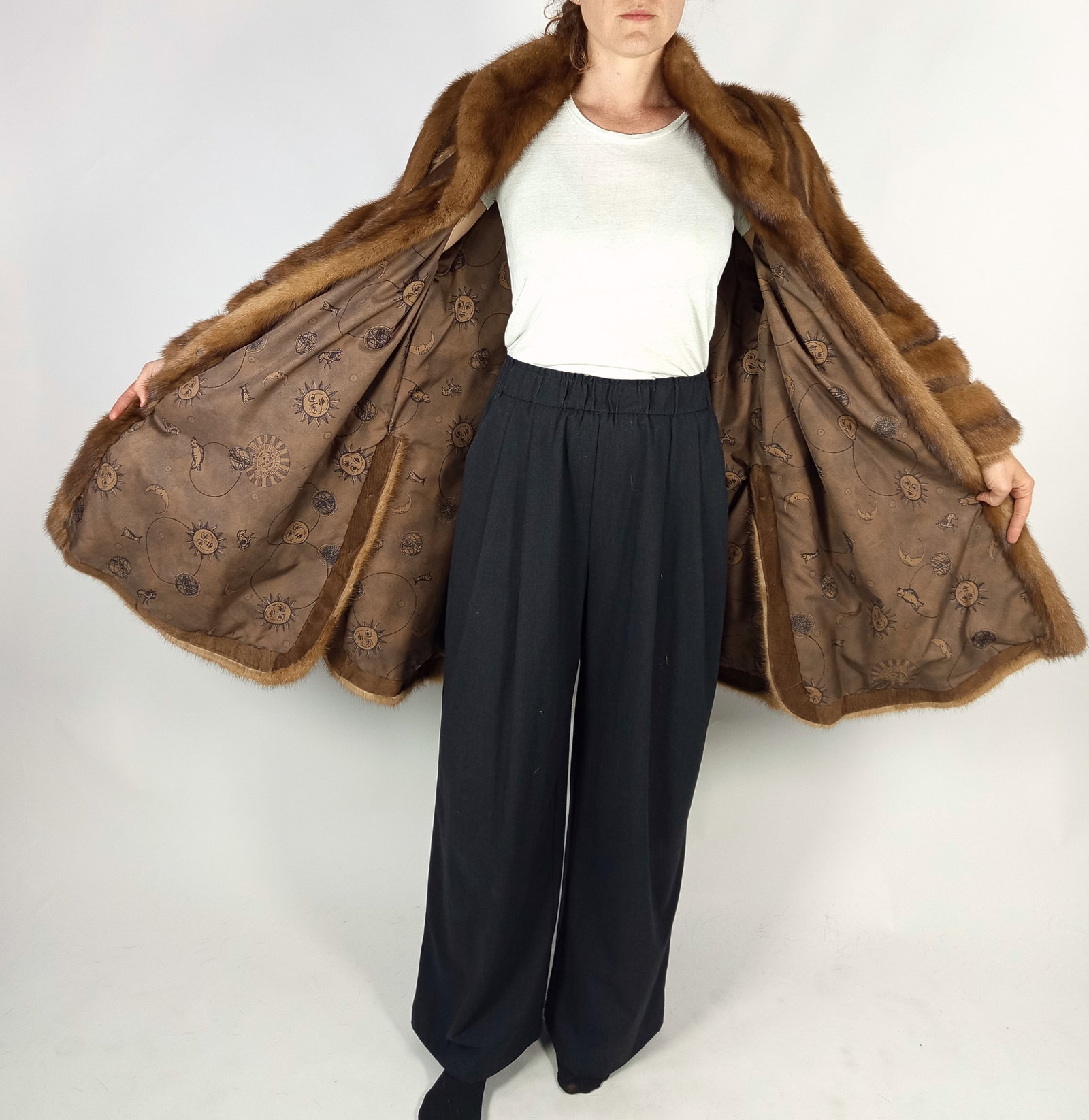 LIGHT BROWN MINK FUR COAT EU: XS ; US: 2 - 9