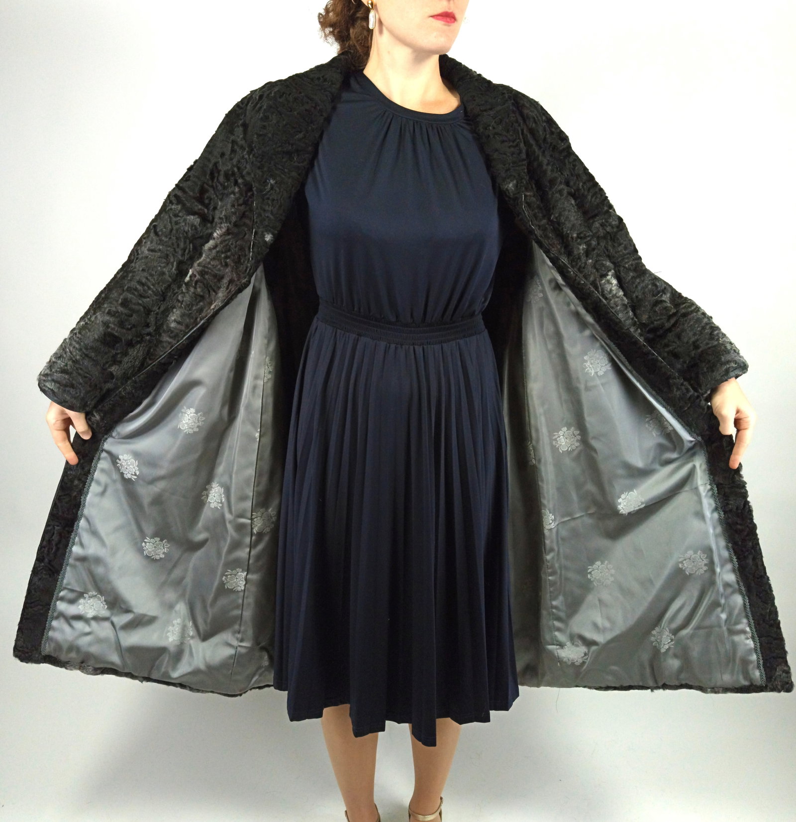 BLACK & GREY PERSIAN LAMB FUR COAT EU: XL ; US: 20 - 8