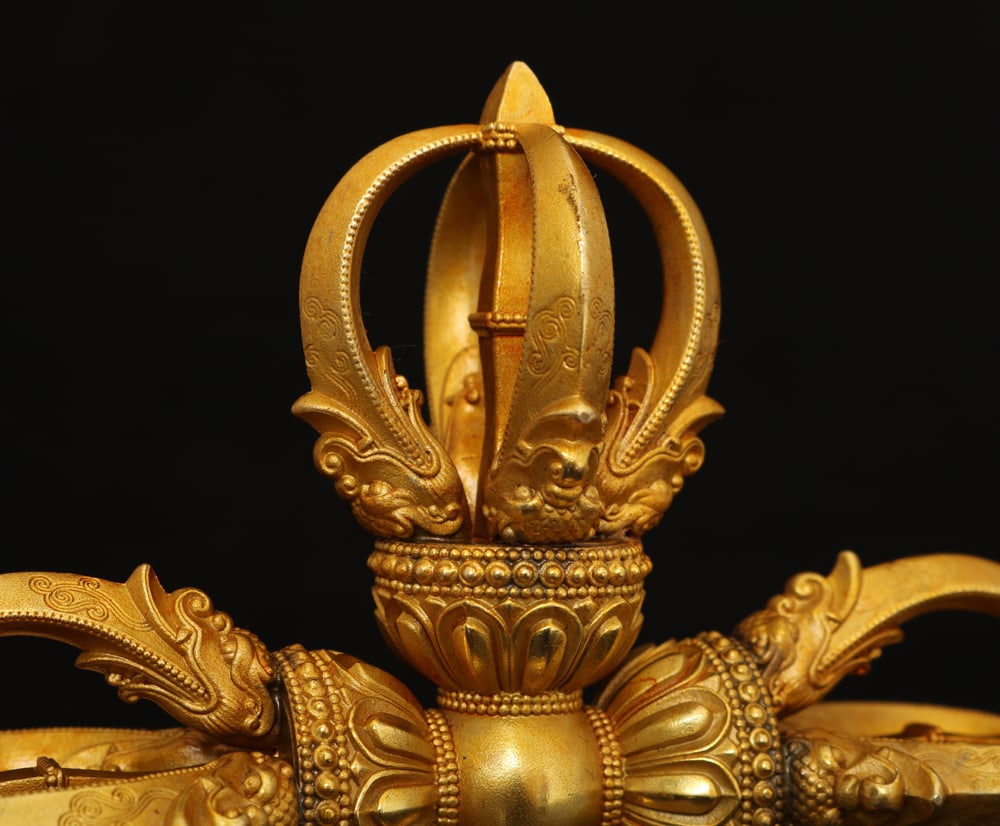 Vintage Gilt Gold Copper Pestle Xiangmo Statue - 5