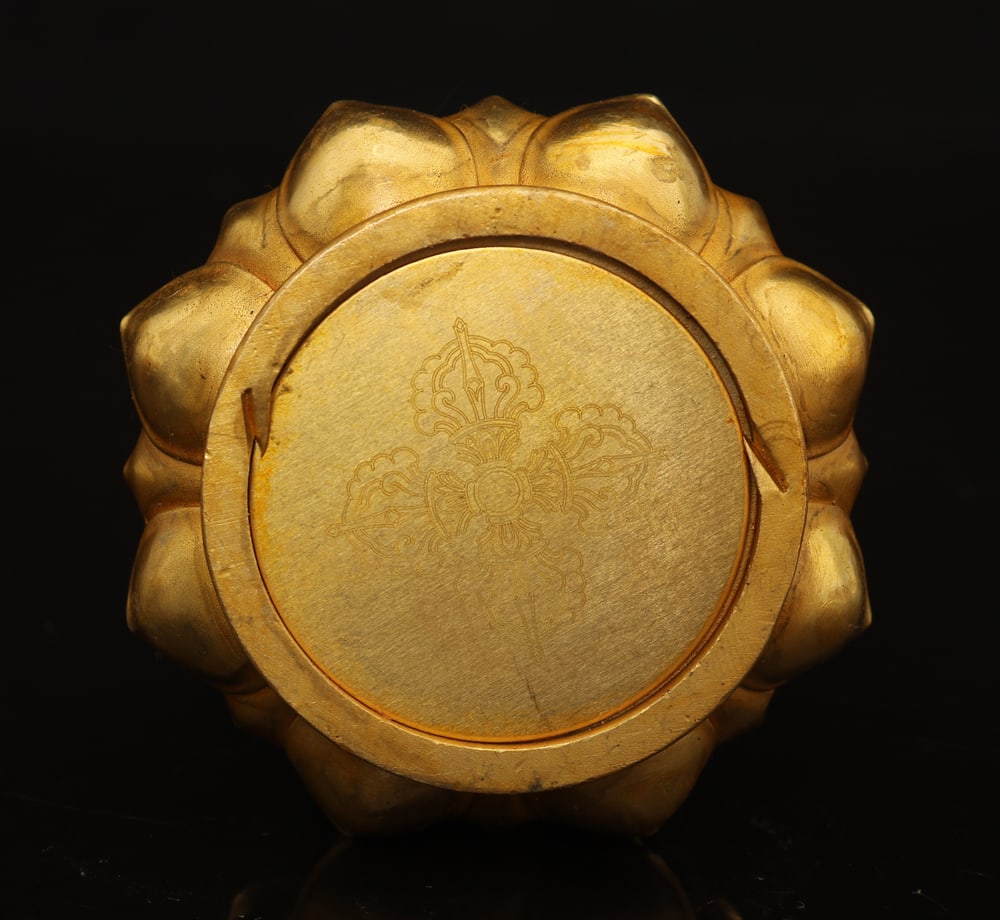 Vintage Gilt Gold Copper Pestle Xiangmo Statue - 9