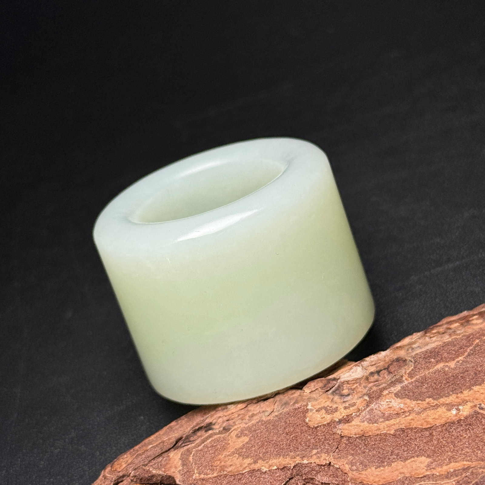 Inside Diameter 24mm Hetian Jade Thumb Ring - 8