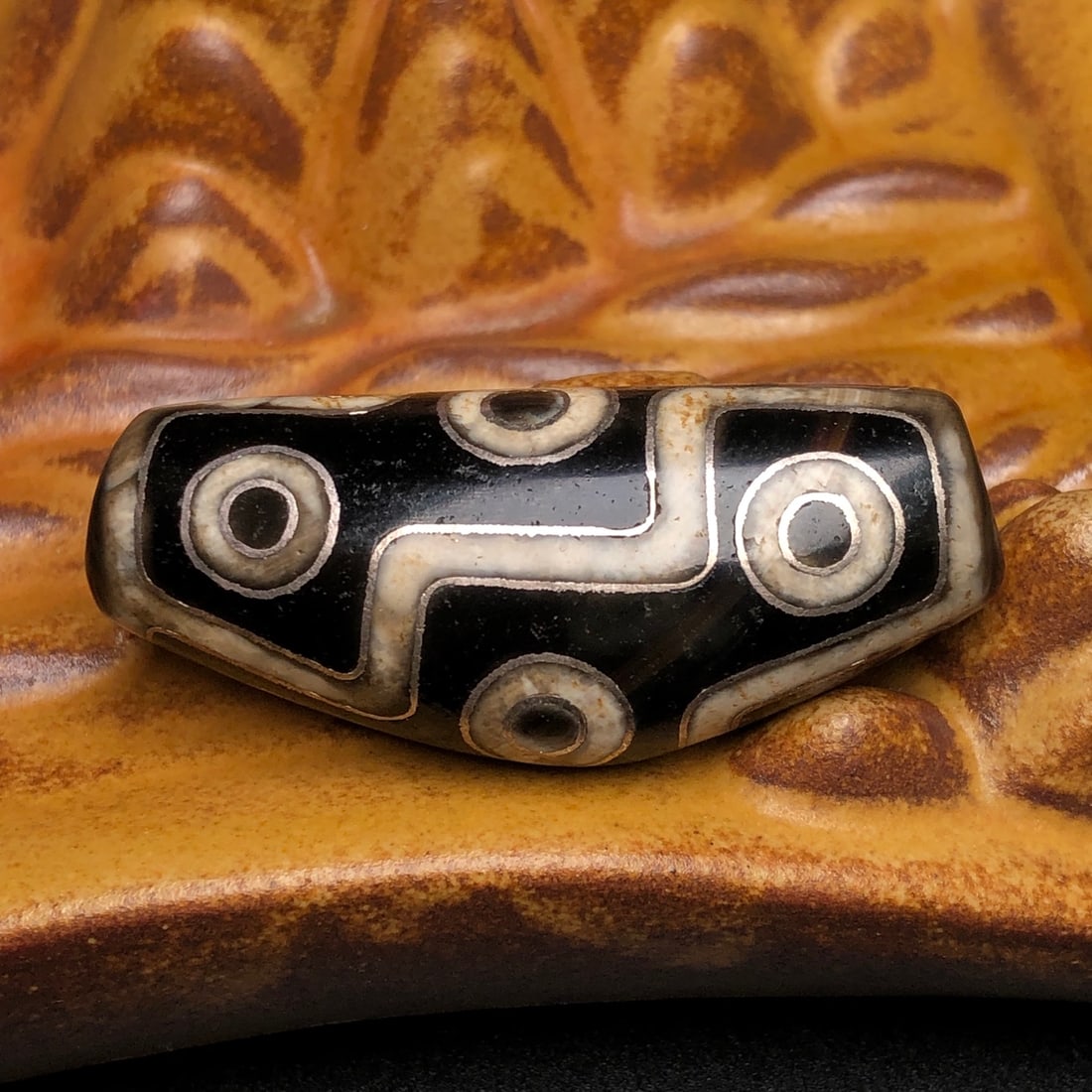 Old Tibetan Nine Eyes DZI Agate Inlay Silver Wire Pendant - 6