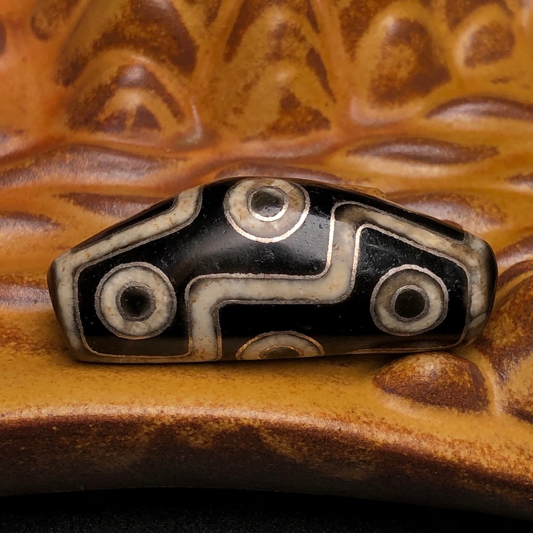 Old Tibetan Nine Eyes DZI Agate Inlay Silver Wire Pendant - 7