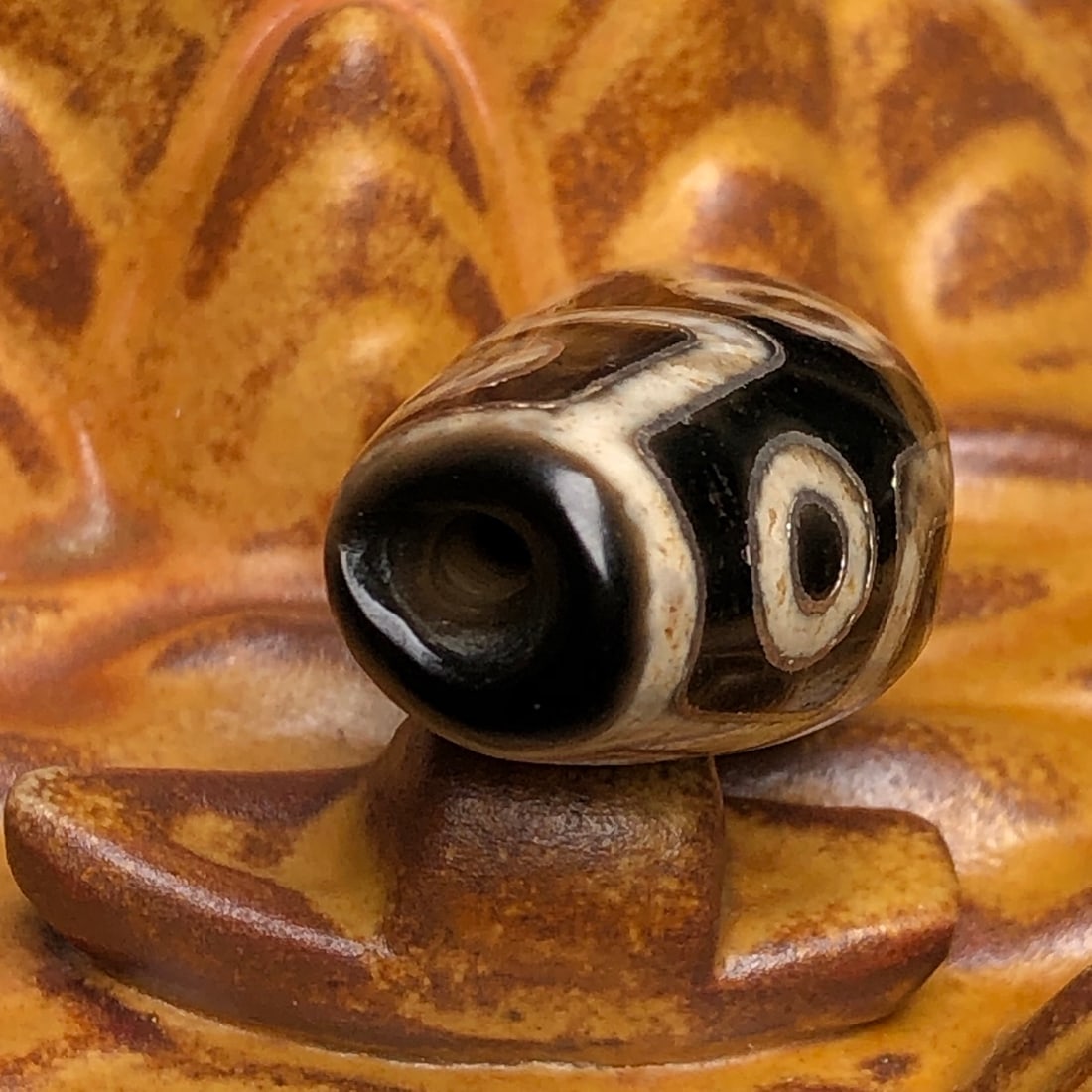 Old Tibetan Nine Eyes DZI Agate Inlay Silver Wire Pendant - 8