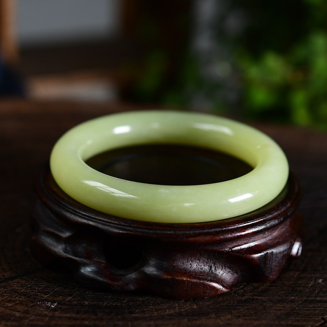 Inside Diameter 60.3mm Hetian Jade Bracelet: Title: Inside Diameter 60.3mm Hetian Jade Bracelet Origin: Chinese Date/Period: After2020 Materials: Hetian Jade Dimensions: 60.3x12.4x11.8(mm) 2.37x0.49x0.46(inches) Weight 0.17 lbs/75.31g Reserve: $