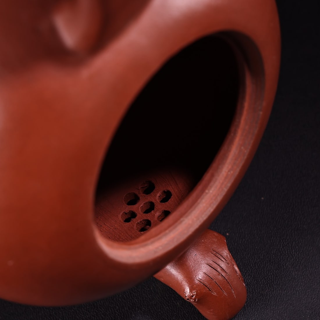 Chinese Yixing Zisha Clay Peach Teapot w Artist Signed - 4