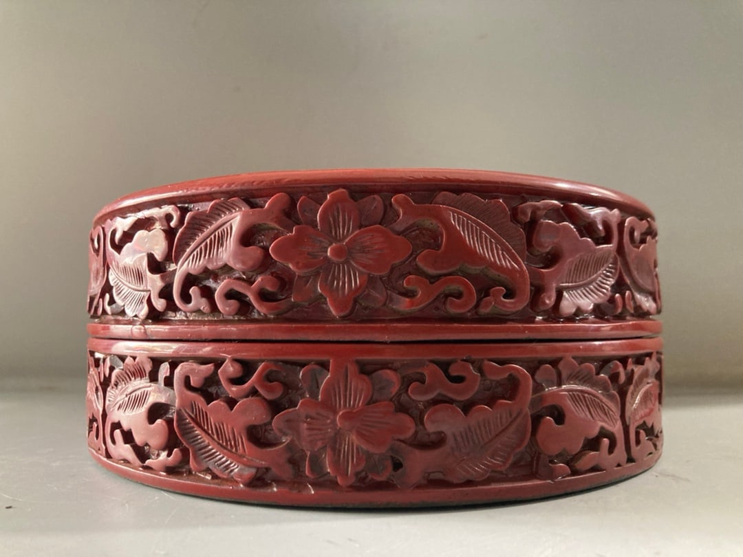 Old Red Lacquerware Jewelry Box - 9