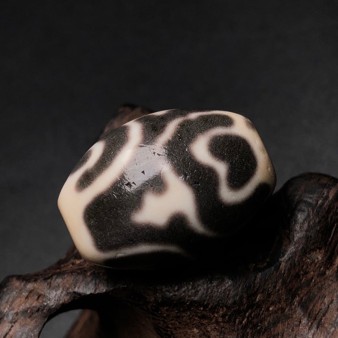 Old Tibetan DZI Agate Pendant - 3