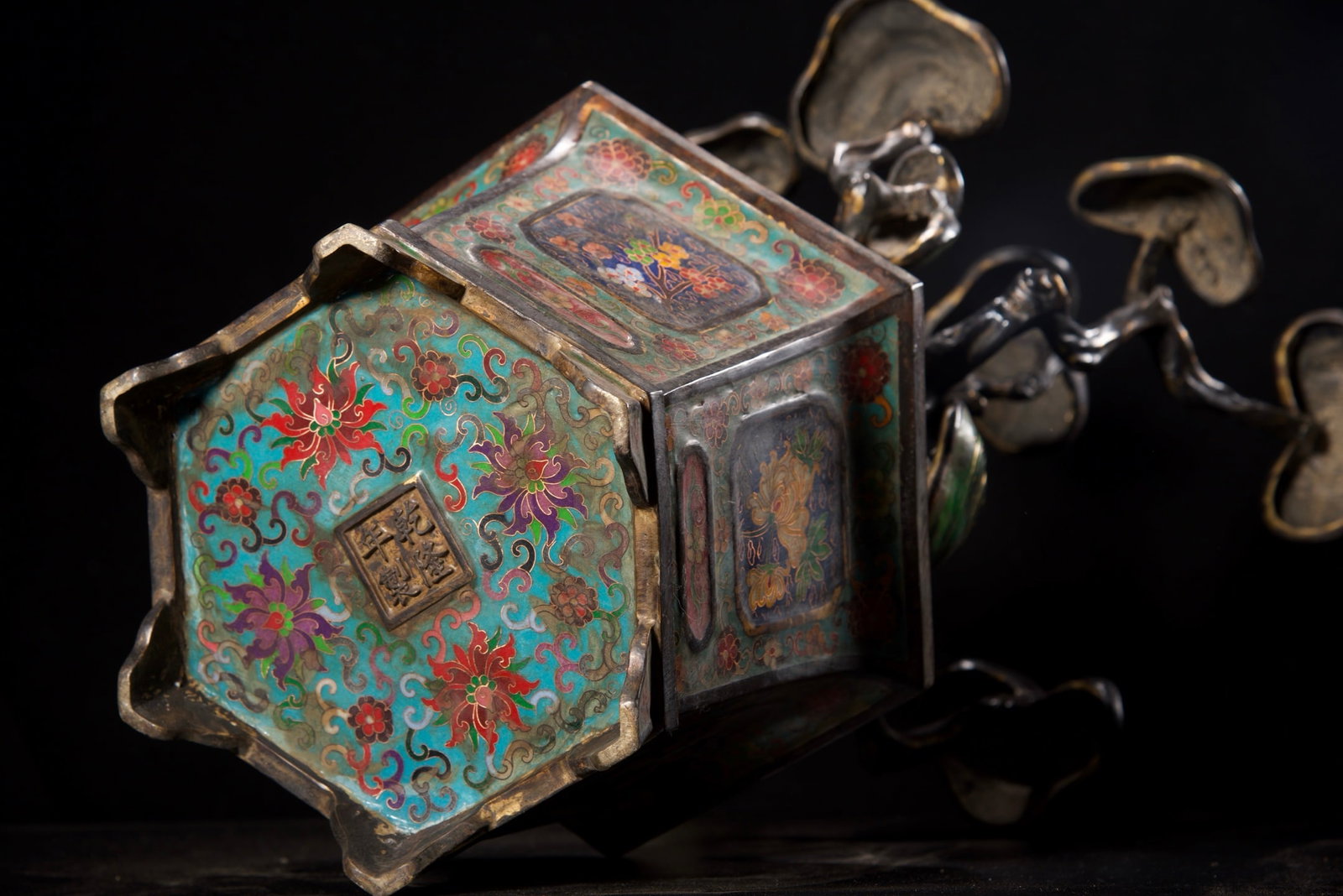 Old Bronze Cloisonne Lingzhi Statue - 7