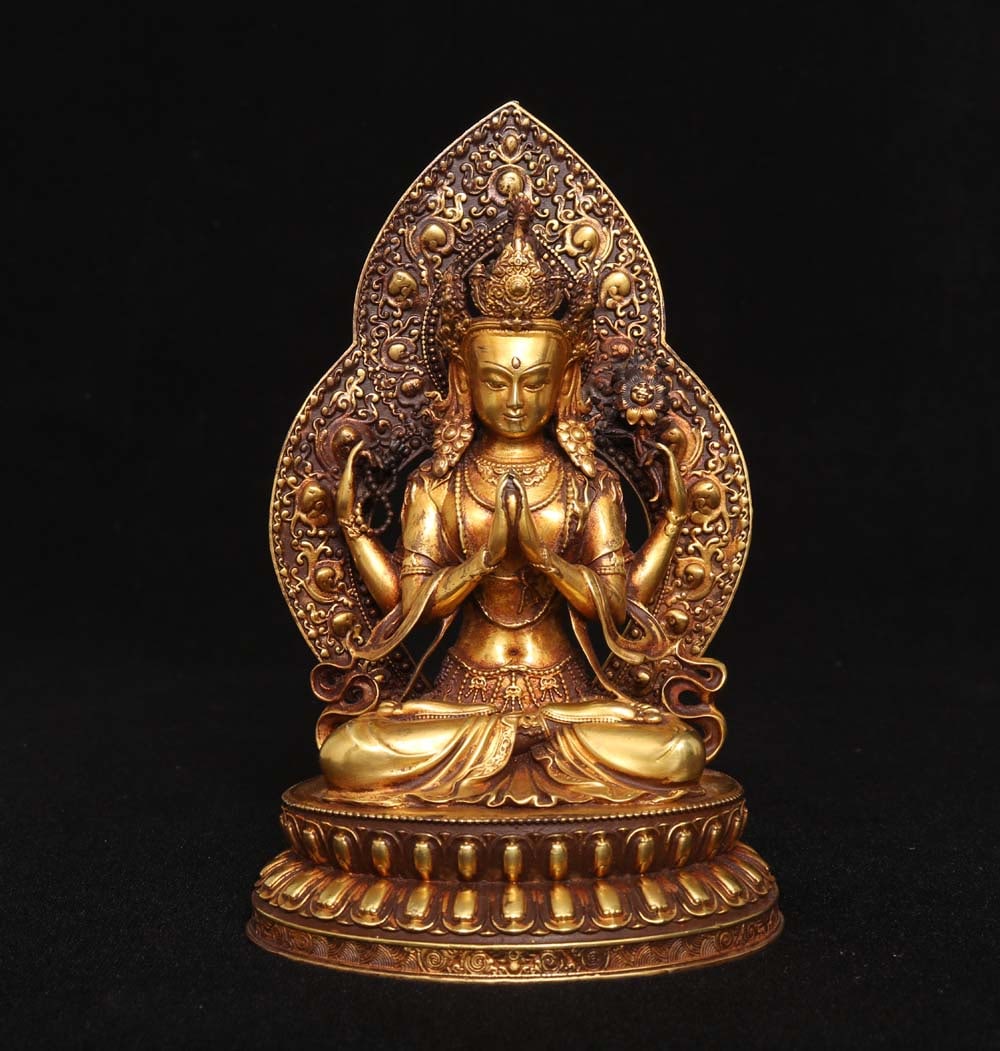 Old Gilt Gold Bronze Four Arm Kan-yin Statue: Title: Old Gilt Gold Bronze Four Arm Kan-yin Statue Origin: Chinese Date/Period: After1880 Materials: Gilt Gold Bronze Dimensions: 170x110(mm) 6.69x4.33(inches) Reserve: $799.00 Shipping: Domestic: