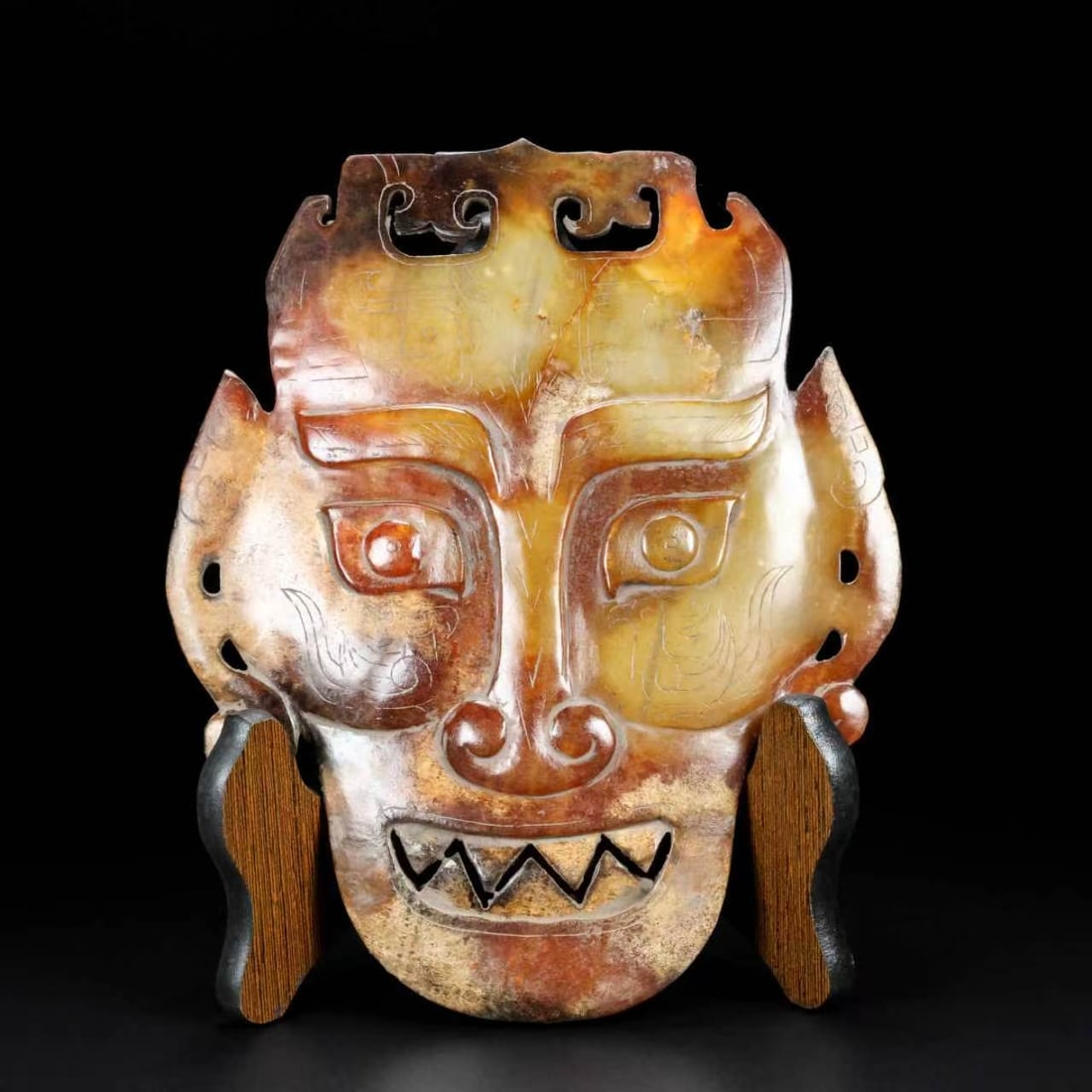 Vintage Hetian Jade Face Mask Statue - 2