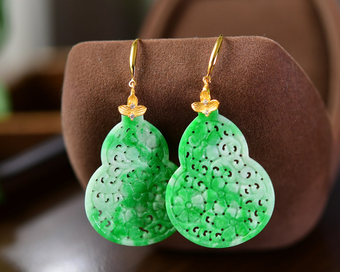 A Pair Silver Inlay Green Jadeite Gourd Earrings - 2