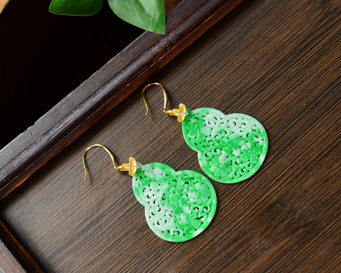 A Pair Silver Inlay Green Jadeite Gourd Earrings - 4